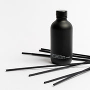 No. 17 Sandalwood + Rose Reed Diffuser
